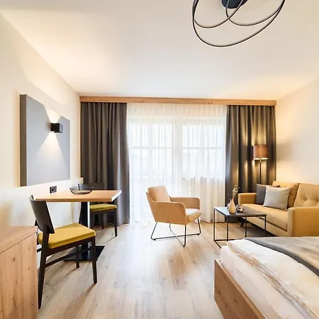 Appartementhaus Silvia Апартаменты *